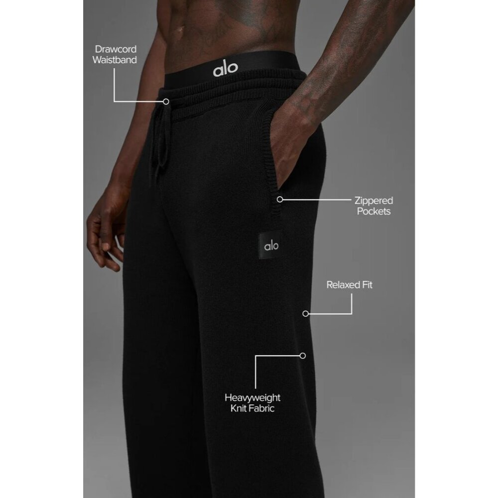 ALO Yoga Scholar Straight Leg Sweatpants in Black - Picture 4 of 9